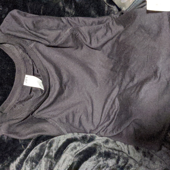 Lab Joy Women's T-shirt & Banana Republic Women's Leggings (curated set) - Picture 3 of 6